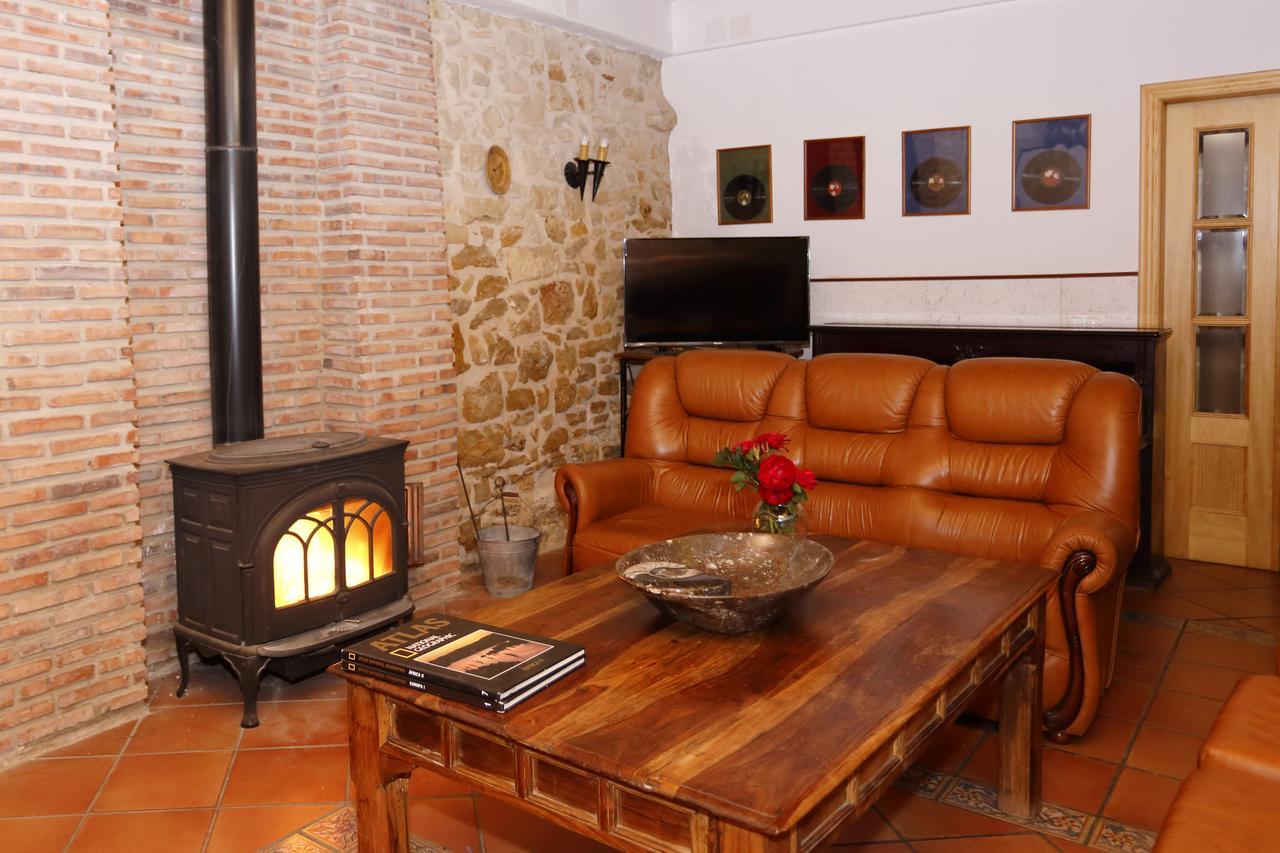 Hostal Ca Miquelet - Turistrat Albocácer Exterior foto