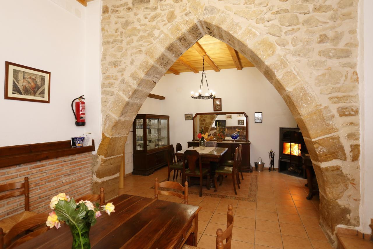 Hostal Ca Miquelet - Turistrat Albocácer Exterior foto