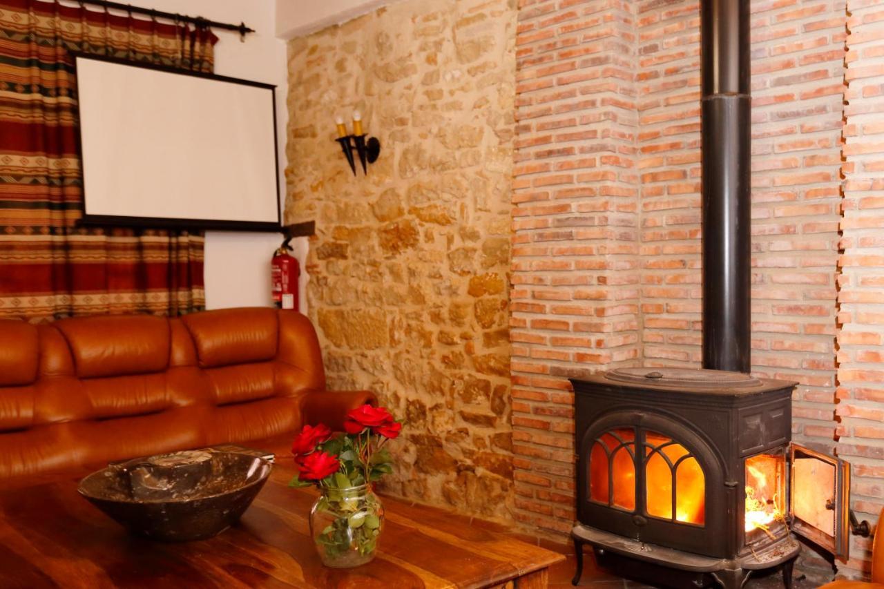 Hostal Ca Miquelet - Turistrat Albocácer Exterior foto